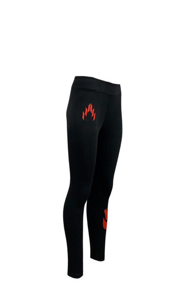 Nike essential knee length legging short in black