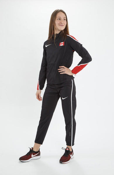 Nike tracksuit 2024 womens canada